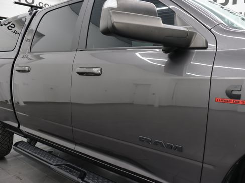 Used 2020 RAM 2500 Big Horn w/ Night Edition AWD/4WD image 29