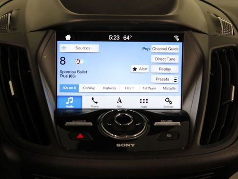 Used 2019 Ford Escape Titanium image 6