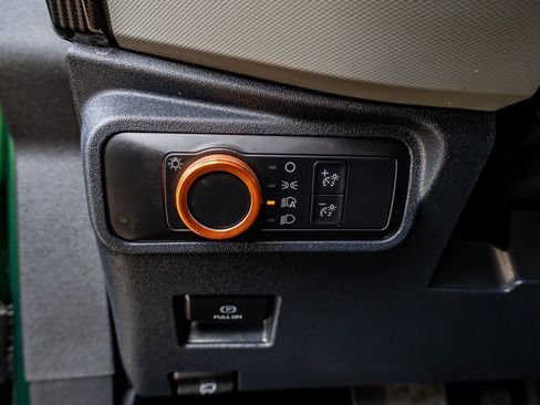 Used 2022 Ford Bronco Badlands w/ Sasquatch Package image 17