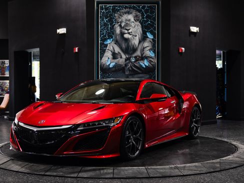 Used 2017 Acura NSX image 4