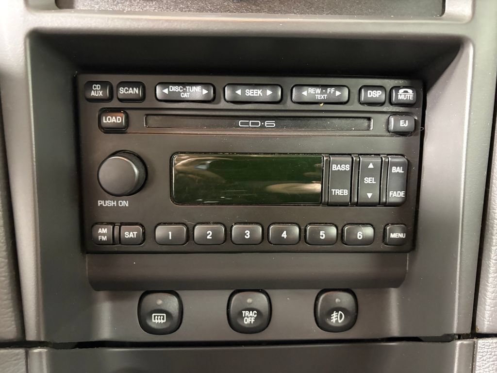Used 2004 Ford Mustang GT RWD image 19