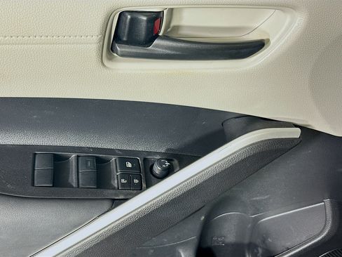 Certified 2026 Toyota Corolla Cross L FWD image 14