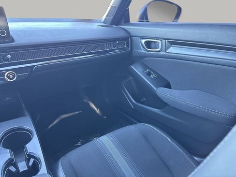 Used 2023 Honda Civic Sport image 10