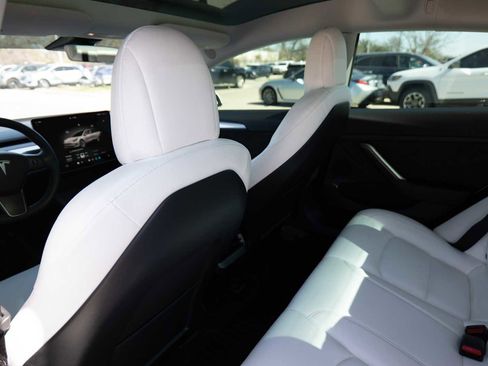 Used 2022 Tesla Model 3 Long Range image 20