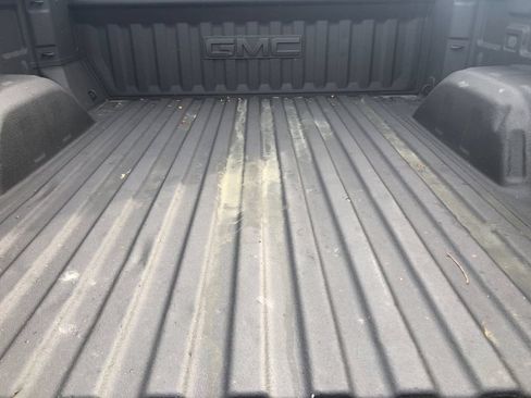 Used 2022 GMC Sierra 1500 SLT AWD/4WD image 27