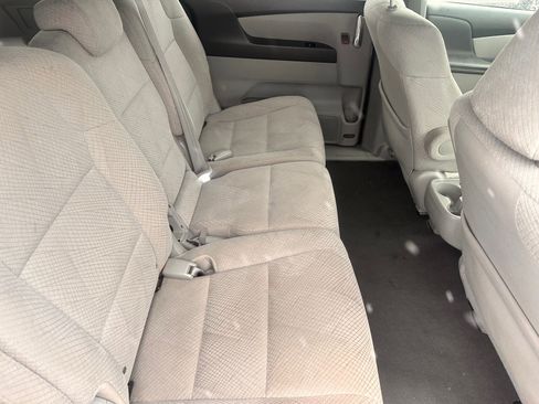 Used 2014 Honda Odyssey EX image 10