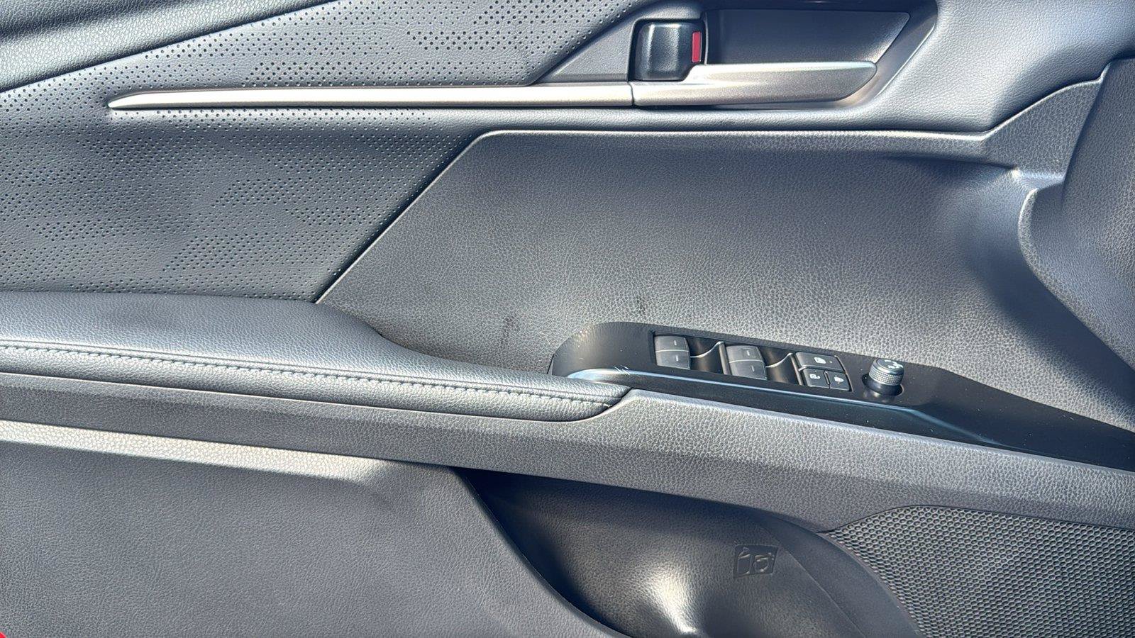 Used 2026 Toyota Camry XSE FWD image 13
