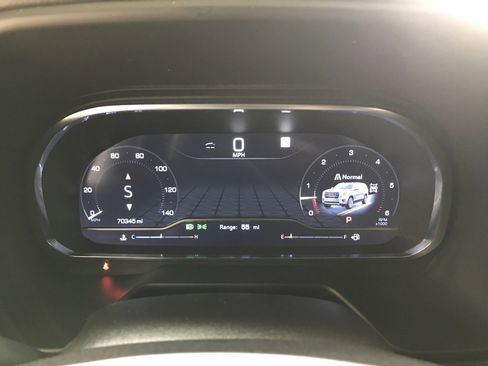 Used 2023 GMC Yukon SLT w/ SLT Luxury Package image 20