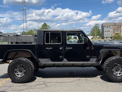 Used 2021 Jeep Gladiator Sport AWD/4WD image 3
