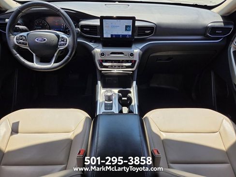 Used 2021 Ford Explorer XLT w/ Equipment Group 202A RWD image 12