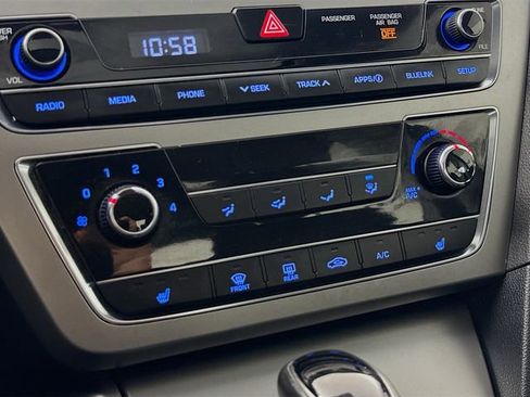 Used 2016 Hyundai Sonata Sport w/ Option Group 1V image 15