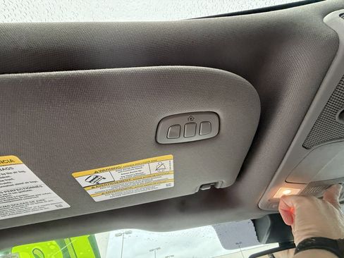 Used 2019 Ford F150 Lariat image 23