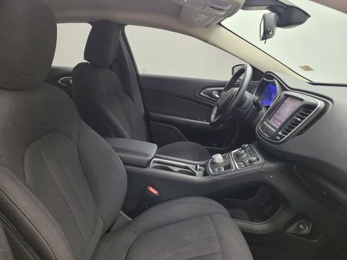 Used 2015 Chrysler 200 Limited FWD image 21