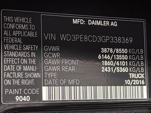 Used 2016 Mercedes-Benz Sprinter 2500 image 36