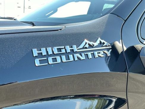 Certified 2024 Chevrolet Silverado 1500 High Country w/ High Country Premium Package AWD/4WD image 12