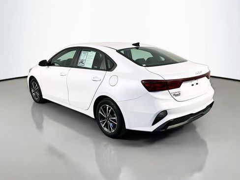 Used 2024 Kia Forte LXS FWD image 5