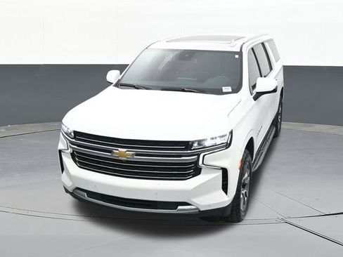 Used 2024 Chevrolet Suburban LT w/ LT Signature Package image 67