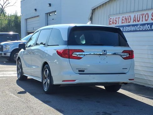Used 2018 Honda Odyssey Touring image 3