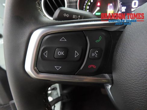Used 2023 Jeep Wrangler Unlimited Sahara w/ Cold Weather Group AWD/4WD image 12