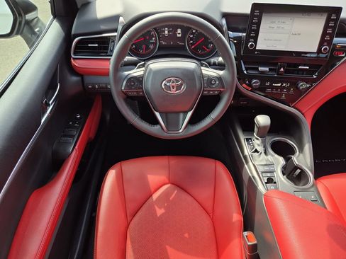 Used 2024 Toyota Camry XSE FWD image 14