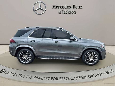 Used 2025 Mercedes-Benz GLE 450e 4MATIC image 9