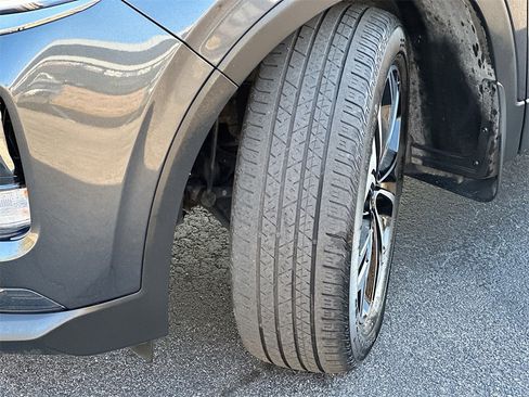 Used 2020 Hyundai Santa Fe Limited image 25