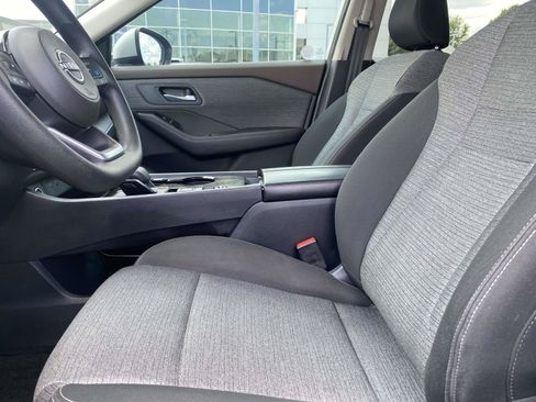 Used 2023 Nissan Rogue SV FWD image 15