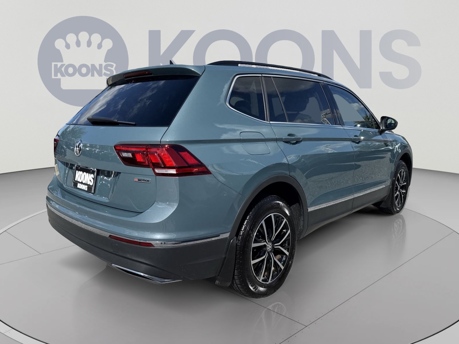 Used 2021 Volkswagen Tiguan SE AWD/4WD image 7