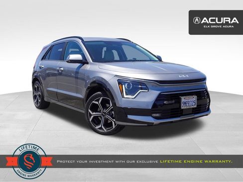 Used 2024 Kia Niro EX Touring FWD image 1