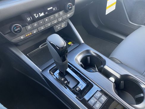 New 2026 Subaru Outback Touring XT image 9