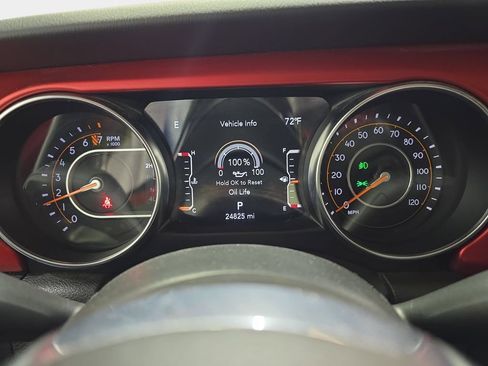 Used 2023 Jeep Gladiator Rubicon w/ LED Lighting Group AWD/4WD image 22