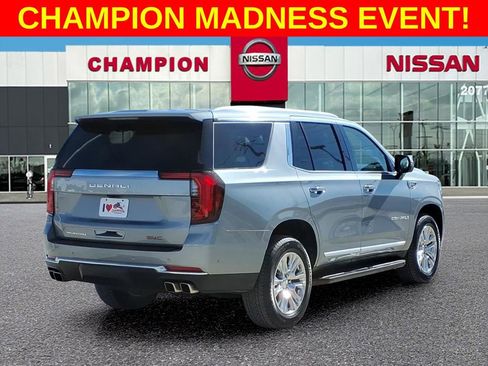 Used 2025 GMC Yukon Denali image 7