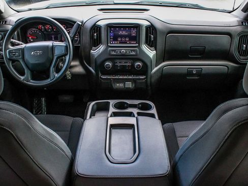 Used 2022 Chevrolet Silverado 1500 Custom Trail Boss AWD/4WD image 33
