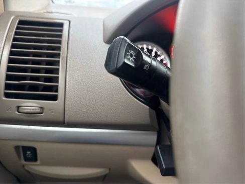 Used 2012 Nissan Sentra 2.0 image 24