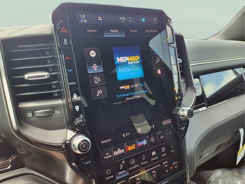 New 2026 RAM 1500 Limited AWD/4WD image 18
