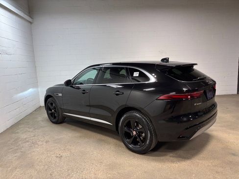 Used 2023 Jaguar F-PACE S image 10