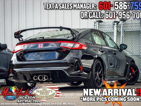 Used 2025 Honda Civic Type R image 1