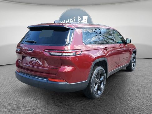 New 2025 Jeep Grand Cherokee L Limited w/ Black Appearance Package AWD/4WD image 3