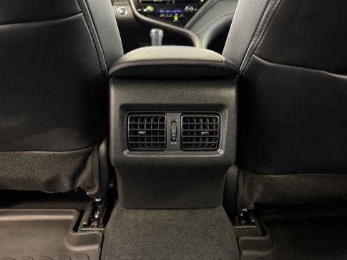 Used 2024 Toyota Camry XSE image 16