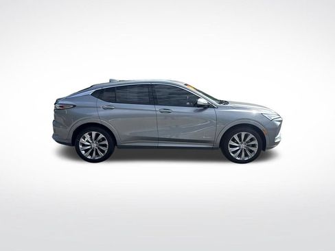 Used 2025 Buick Envista Avenir FWD image 4
