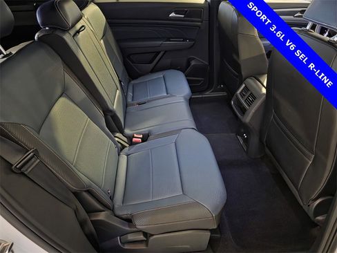 Used 2021 Volkswagen Atlas Cross Sport SEL R-Line image 30