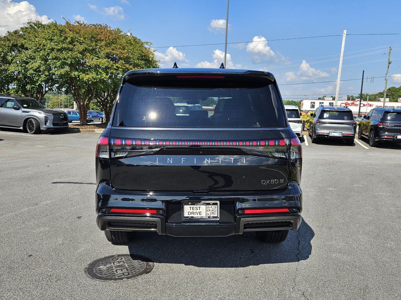 New 2027 INFINITI QX80 Autograph w/ Premium Cargo Package AWD/4WD image 7