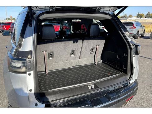 Used 2018 Chevrolet Traverse Premier w/ Redline Edition image 9