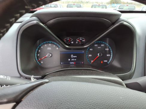 Used 2020 Chevrolet Colorado Z71 image 16