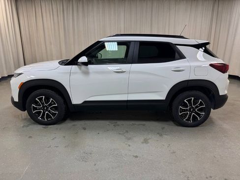 Used 2023 Chevrolet TrailBlazer ACTIV image 8