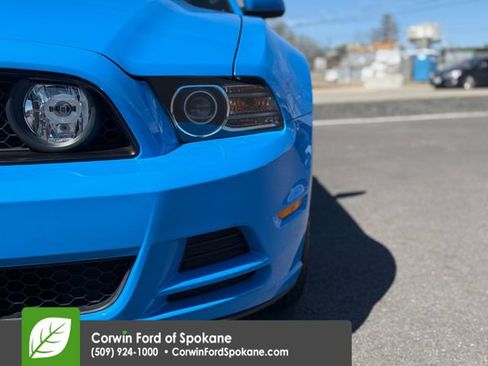 Used 2014 Ford Mustang GT RWD image 7