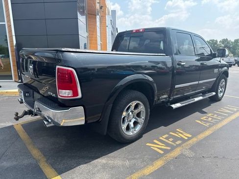 Used 2017 RAM 1500 Laramie AWD/4WD image 5