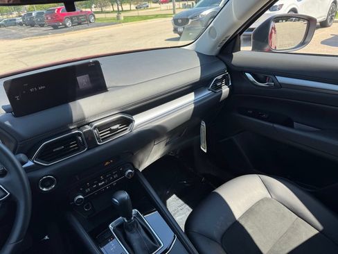 Used 2023 MAZDA CX-5 AWD 2.5 S w/ Select Package image 3