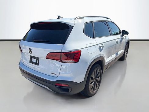 Used 2022 Volkswagen Taos S w/ IQ Drive S Package AWD/4WD image 9