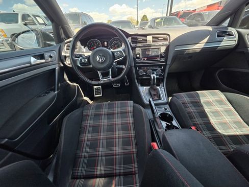 Used 2020 Volkswagen Golf 4-Door FWD image 7